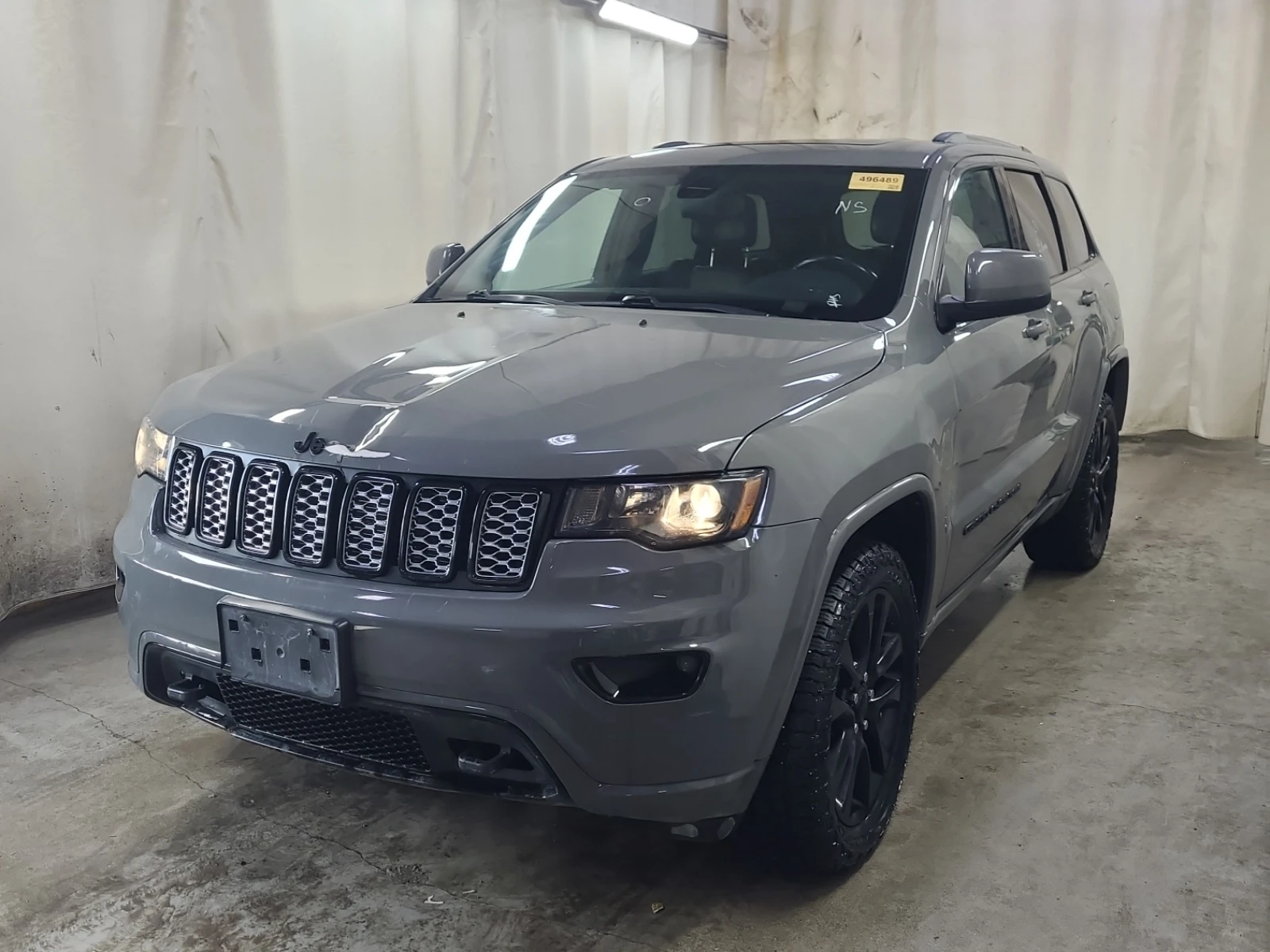 Jeep Grand cherokee ALTITUDE V6 * * CARFAX * * АВТО КРЕДИТ * * 