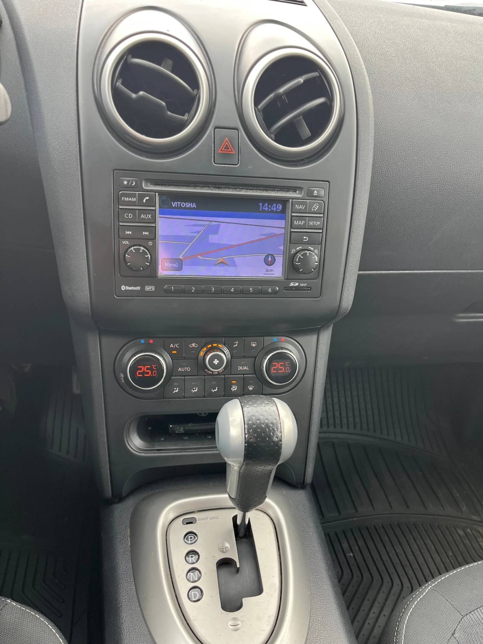 Nissan Qashqai + 2 2.0DCI 4WD Facelift, снимка 12 - Автомобили и джипове - 54391668