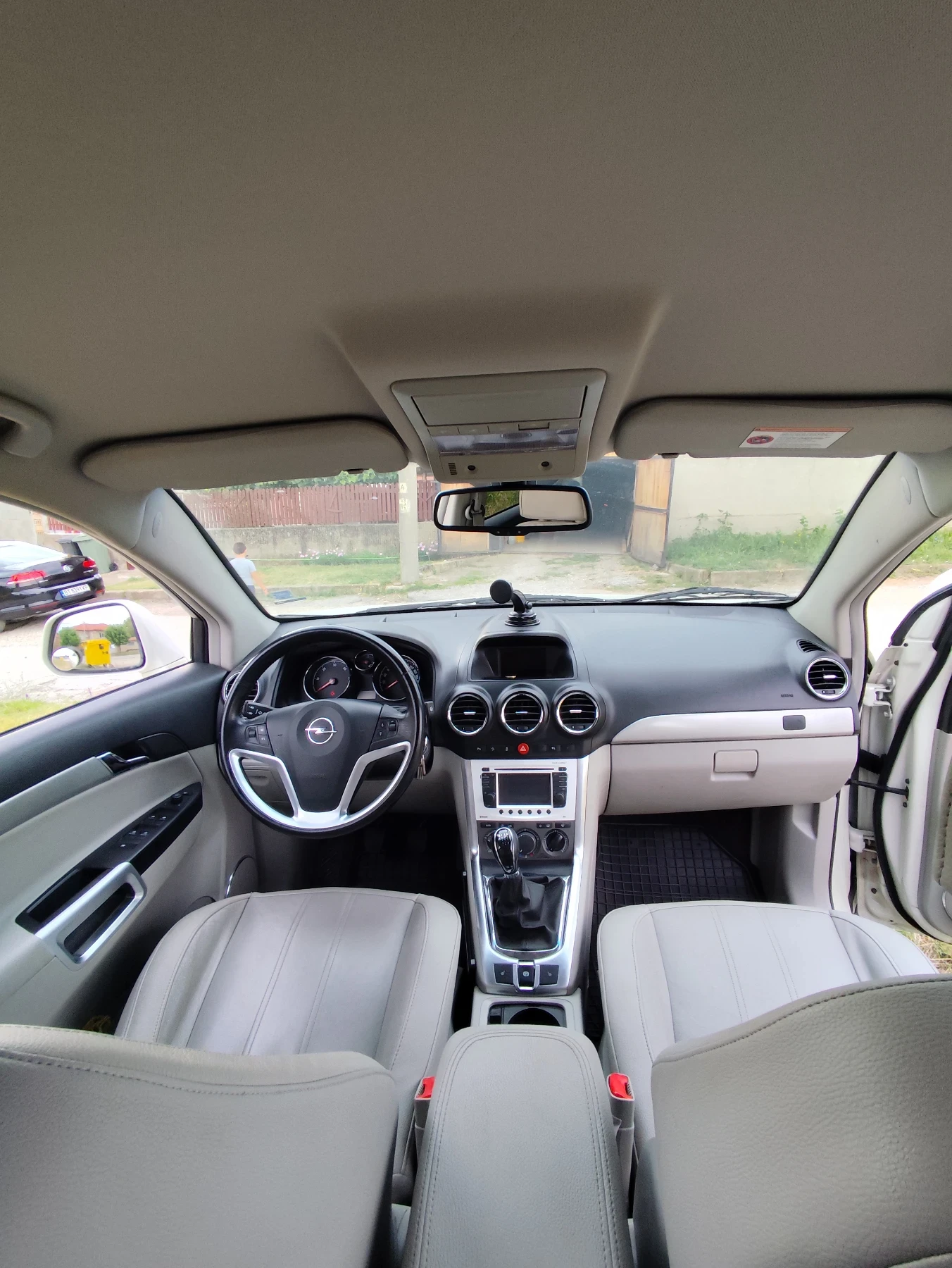 Opel Antara, снимка 9 - Автомобили и джипове - 54809817