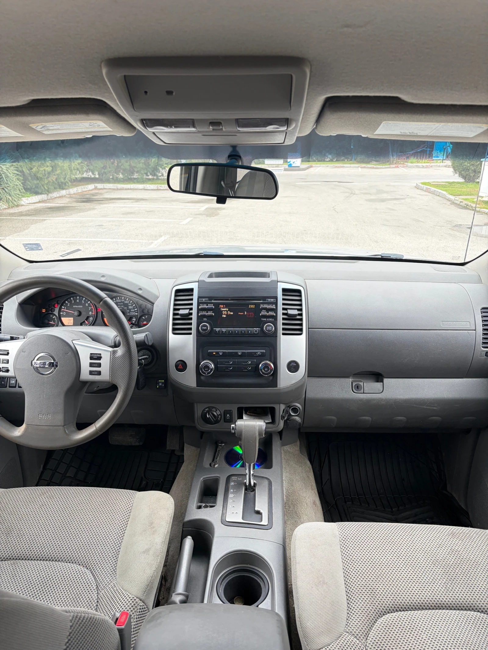 Nissan Frontier, снимка 9 - Автомобили и джипове - 55465333