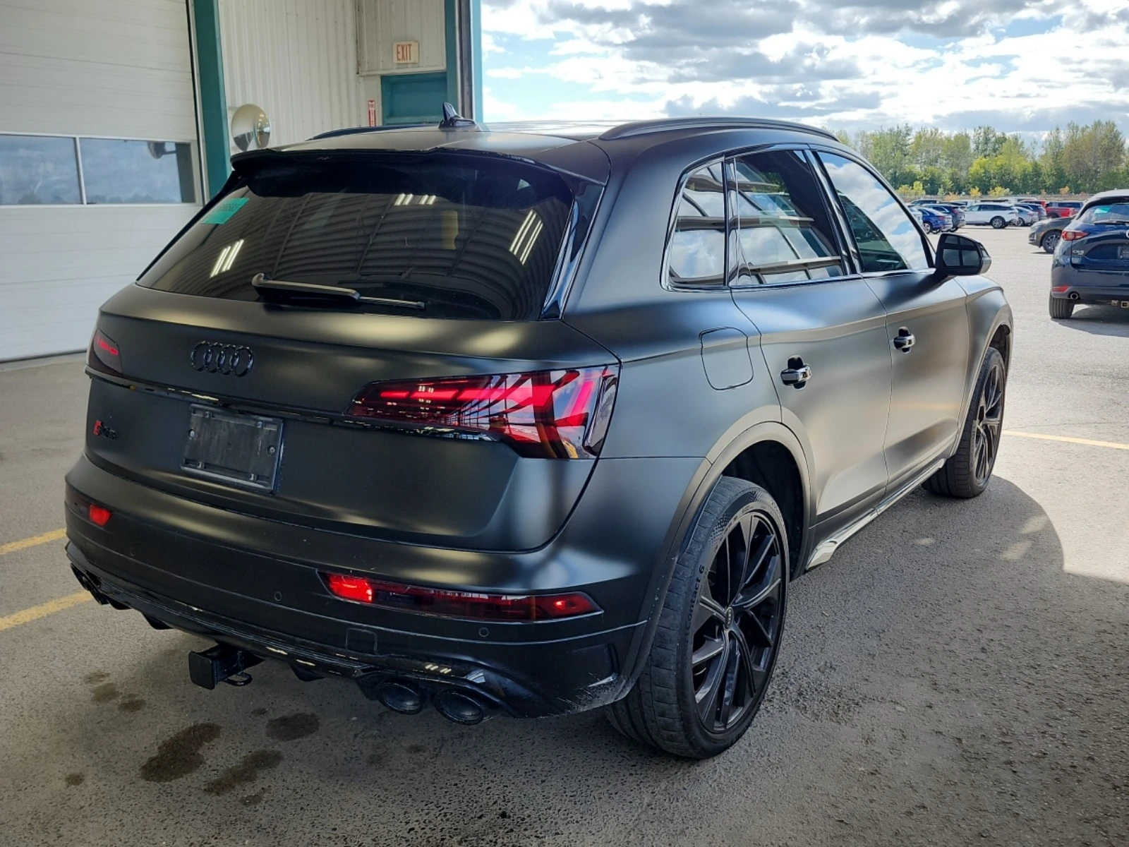Audi SQ5 ПОДГРЕВИ| ПАНО| 360| 2 КЛЮЧА| , снимка 3 - Автомобили и джипове - 56082731