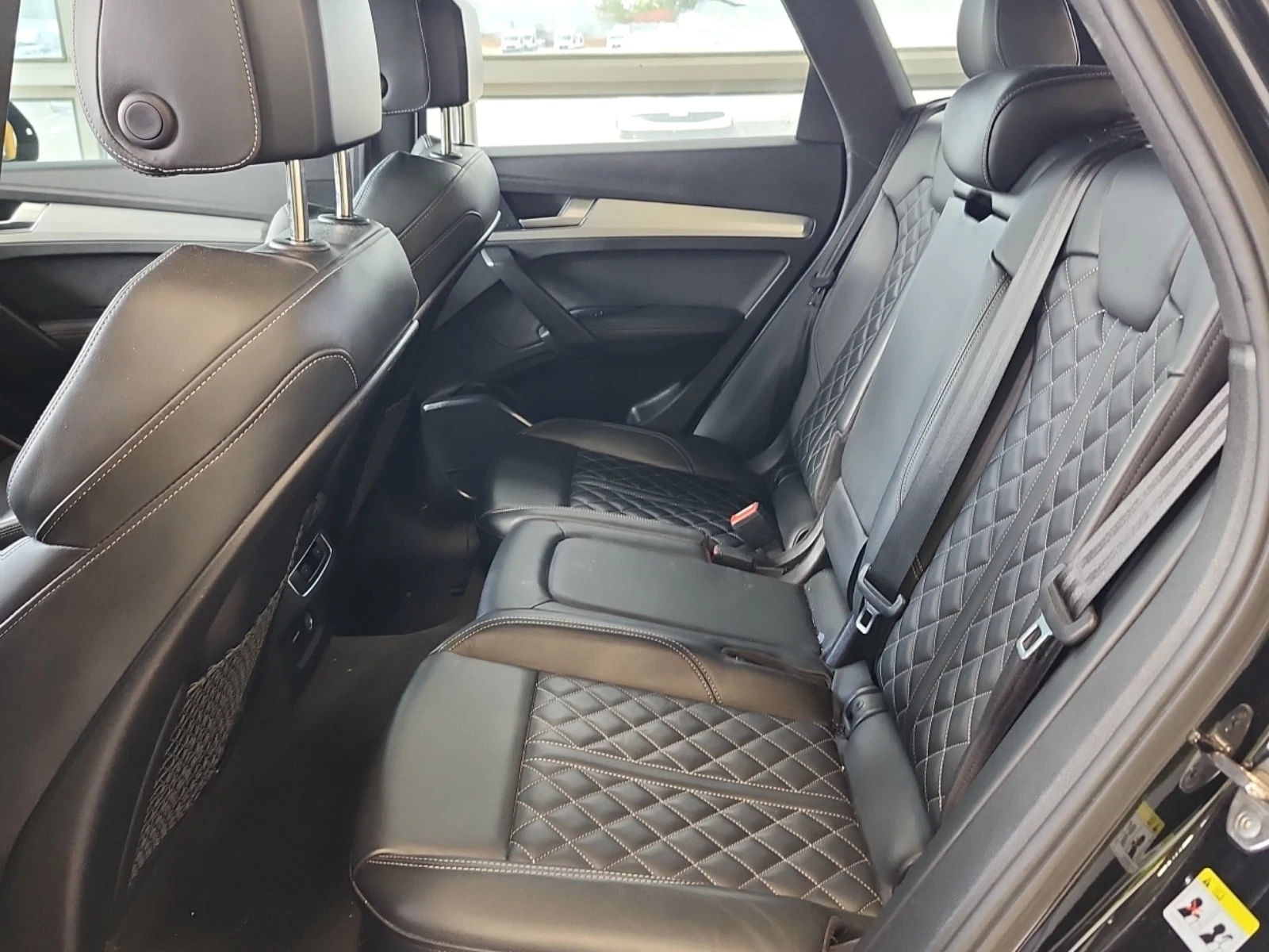 Audi SQ5 ПОДГРЕВИ| ПАНО| 360| 2 КЛЮЧА| , снимка 12 - Автомобили и джипове - 56082731