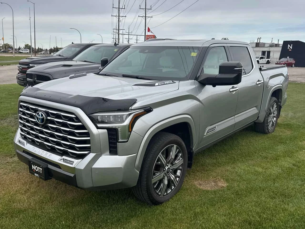 Toyota Tundra * Capstone Hybrid * CARFAX * ОПЦИЯ ЗА ФИНАНСИРАНЕ