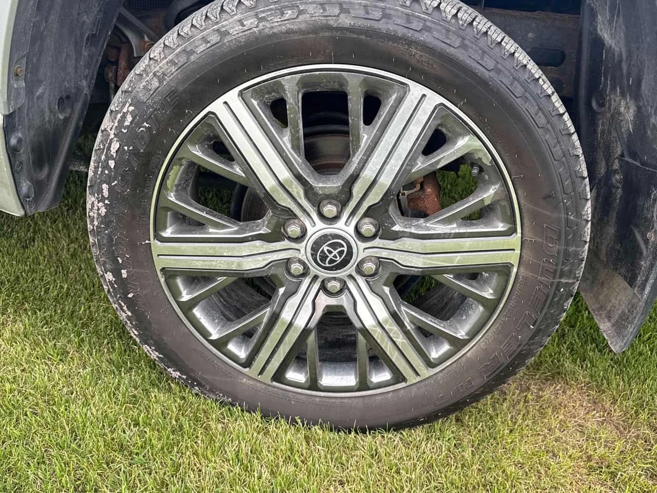 Toyota Tundra * Capstone Hybrid * CARFAX * ����� �� ����������� | Mobile.bg � ����������� 7