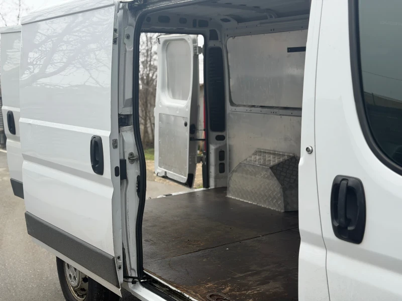 Fiat Ducato 2.3 multijet klima Camera, снимка 8 - Бусове и автобуси - 52890977