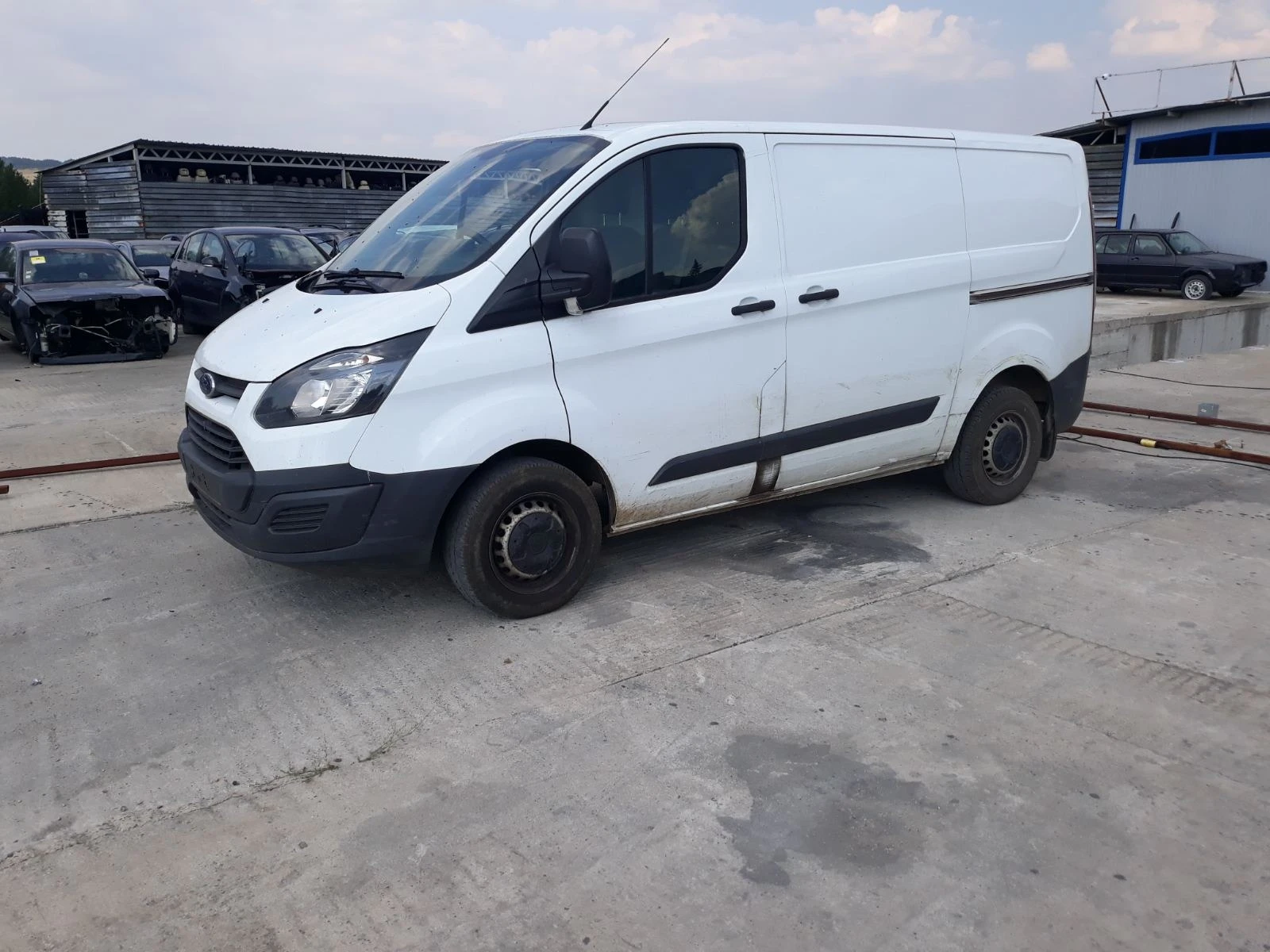 Ford Transit 2.2 COSTUM - изображение 2