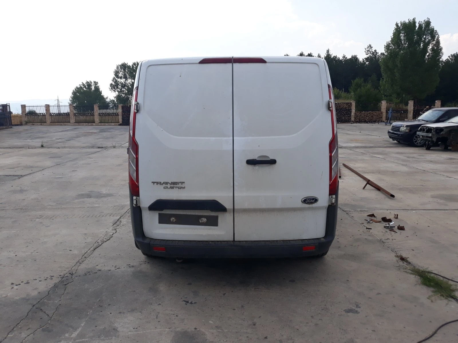 Ford Transit 2.2 COSTUM - изображение 3