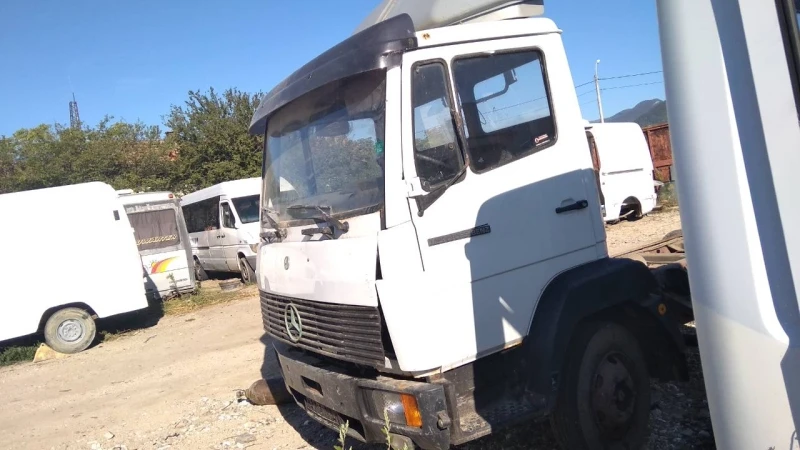 Mercedes-Benz 814 На части !, снимка 4 - Камиони - 38101013