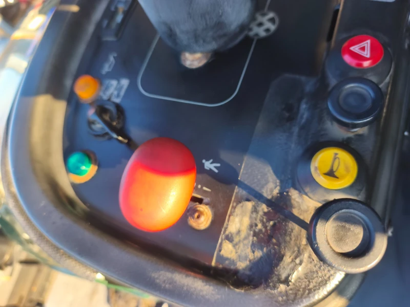 Други Друг MAXX 230 4x4 Снегорин, снимка 13 - Камиони - 53171416