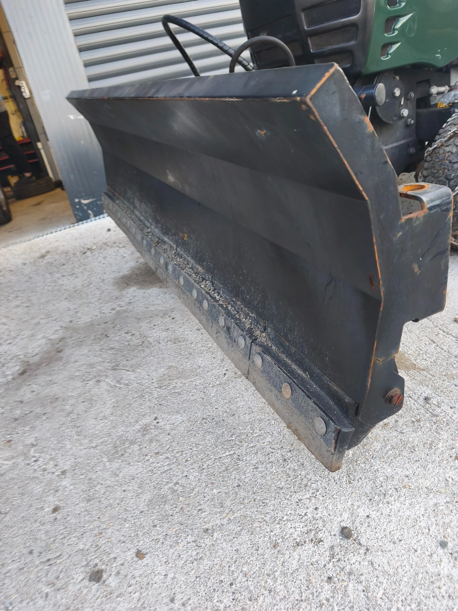 ����� MAXX 230 4x4 �������� | Mobile.bg � ����������� 17