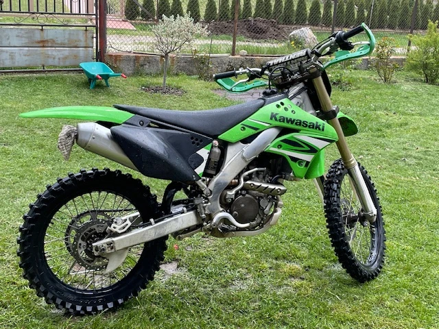 Kawasaki Kx като нов още с орг.накладки и верига, снимка 1 - Мотоциклети и мототехника - 48525440