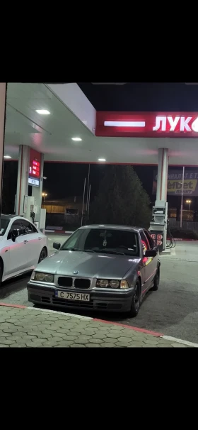 BMW 325 - 2700 € / 5280.74 лв. - 31337325 2