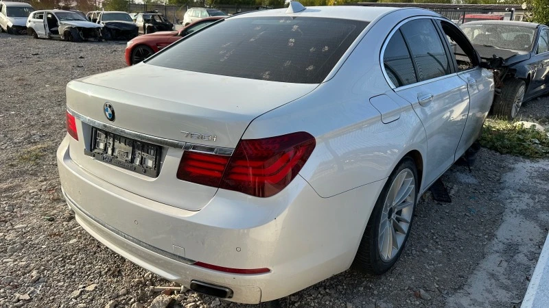 BMW 750, снимка 2 - Автомобили и джипове - 42422726