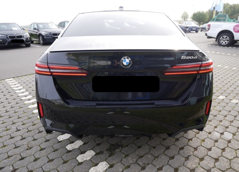 BMW 520 M SPORT, снимка 5 - Автомобили и джипове - 43659032
