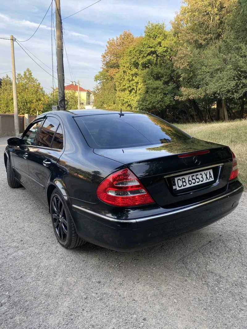 Mercedes-Benz E 280, снимка 4 - Автомобили и джипове - 47135733