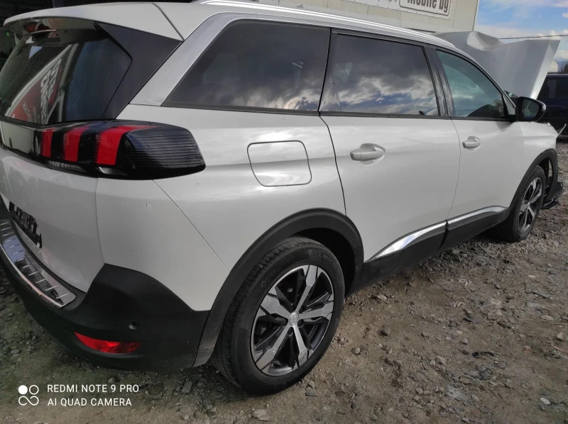 Peugeot 5008 1.5 HDI, снимка 2 - Автомобили и джипове - 48040739