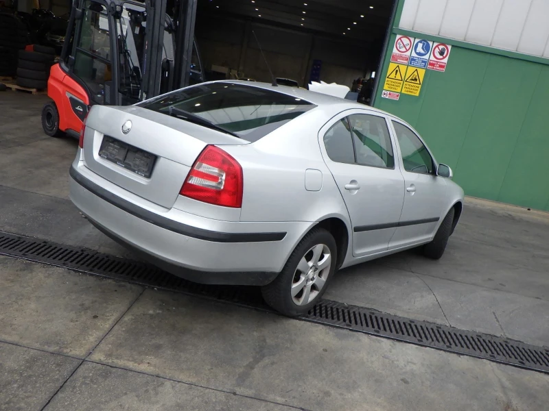 Skoda Octavia 1.9 BLS, снимка 4 - Автомобили и джипове - 49161683