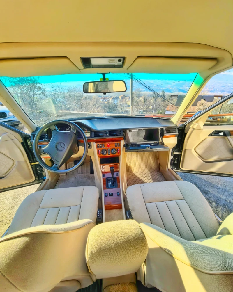 Mercedes-Benz 124 124, снимка 15 - Автомобили и джипове - 52598311