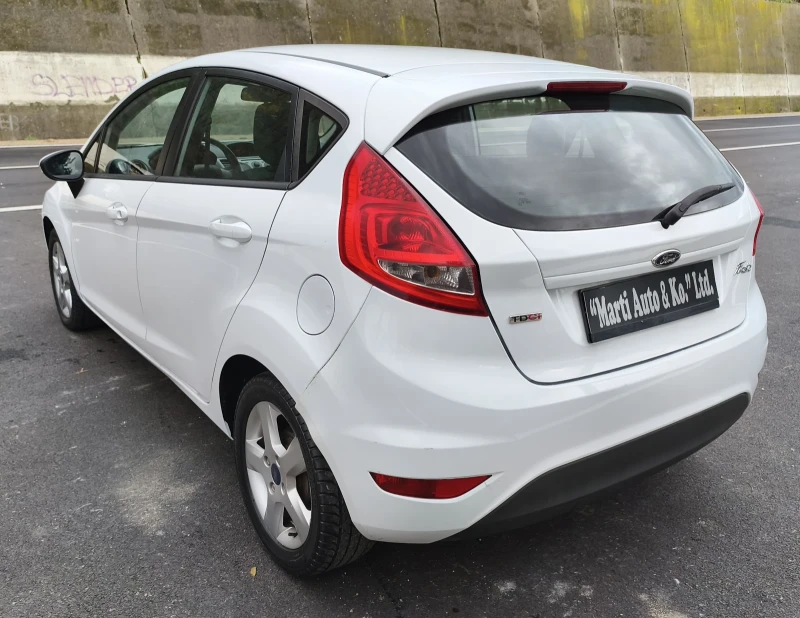Ford Fiesta 1.4 TDCI, снимка 6 - Автомобили и джипове - 52477795