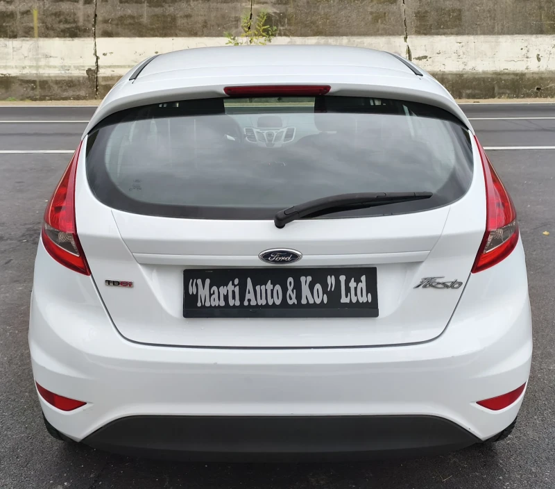 Ford Fiesta 1.4 TDCI, снимка 8 - Автомобили и джипове - 52477795