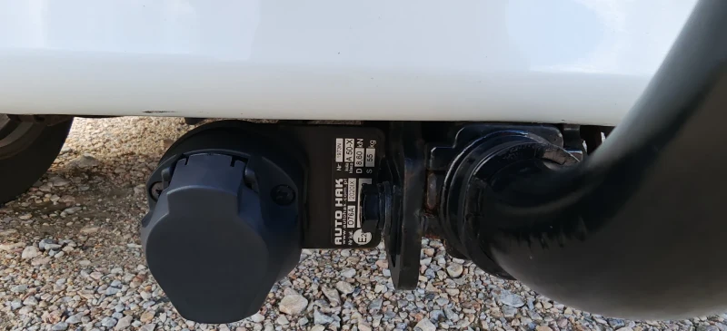 Toyota Verso 2.0 D-4D 126к.с. Панорама* Климатроник* USB/AUX, снимка 14 - Автомобили и джипове - 52920459