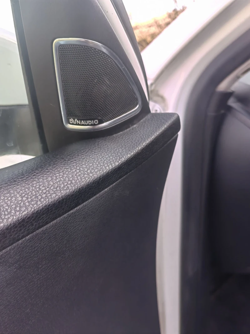 VW Passat 2.0 tdi R.line, снимка 16 - Автомобили и джипове - 53537651