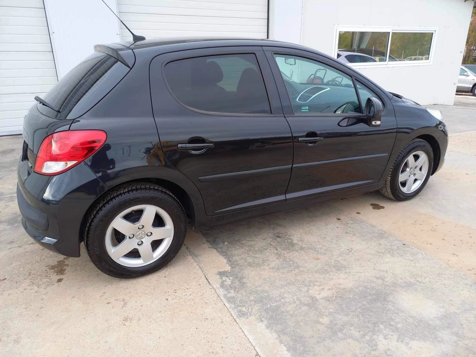 Peugeot 207 1.4i * GPL* 150000km* UNIKAT*  | Mobile.bg   13