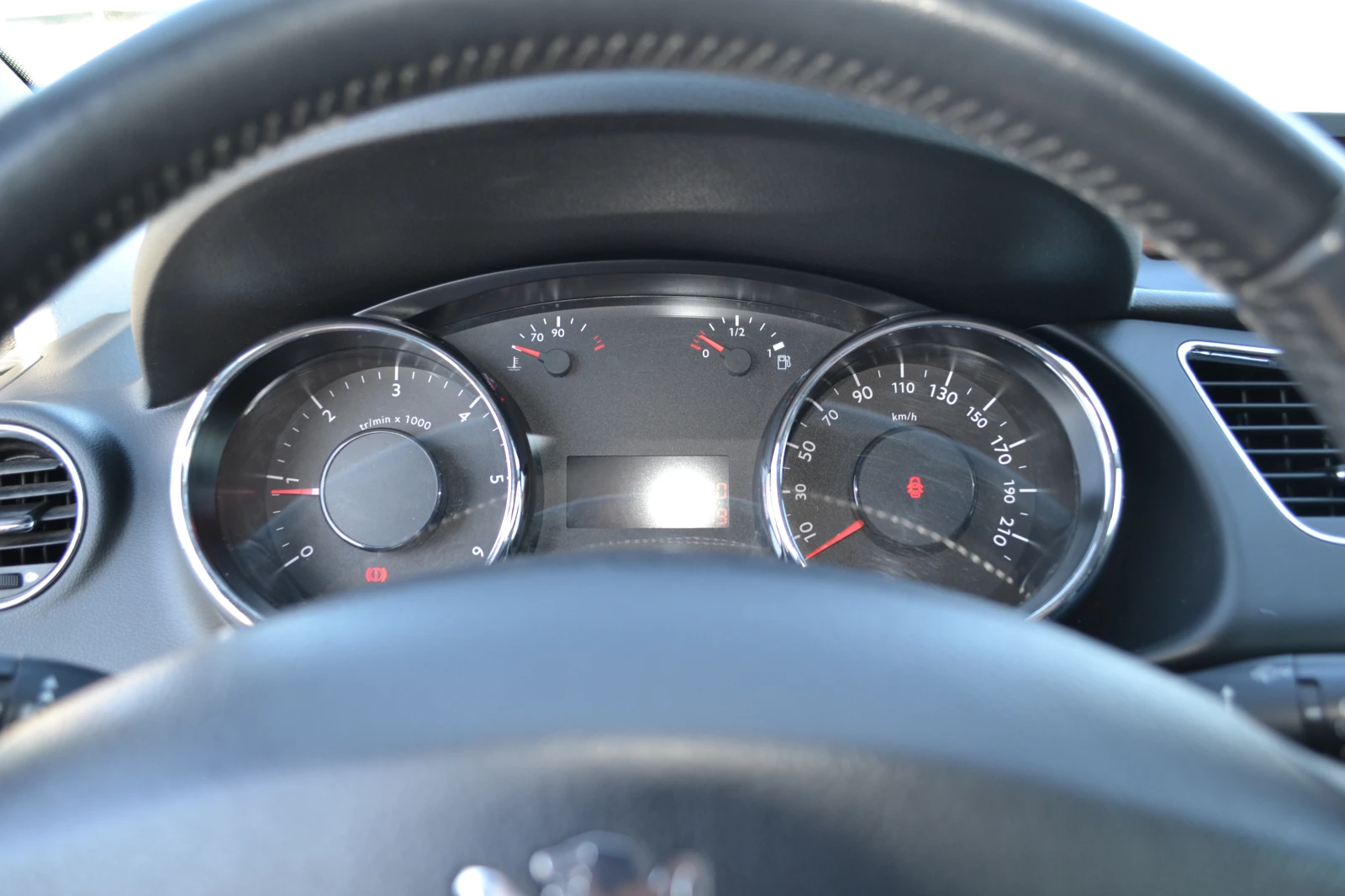 Peugeot 3008 1.6HDI-NAVI | Mobile.bg — изображение 16