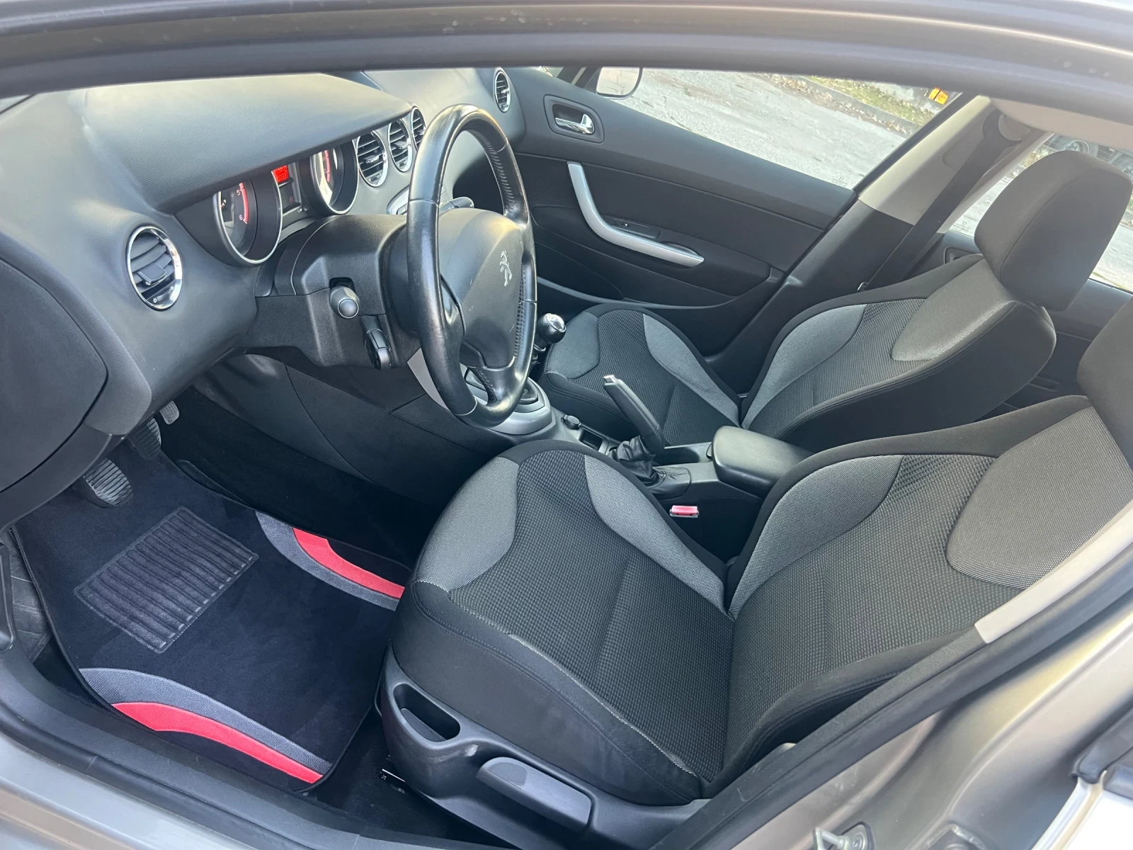 Peugeot 308 FACE LED 1.6 E-HDI - изображение 7