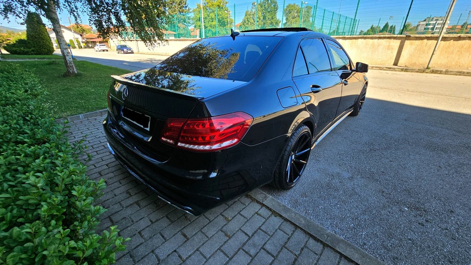 Mercedes-Benz E 500 AMG 63 - изображение 4