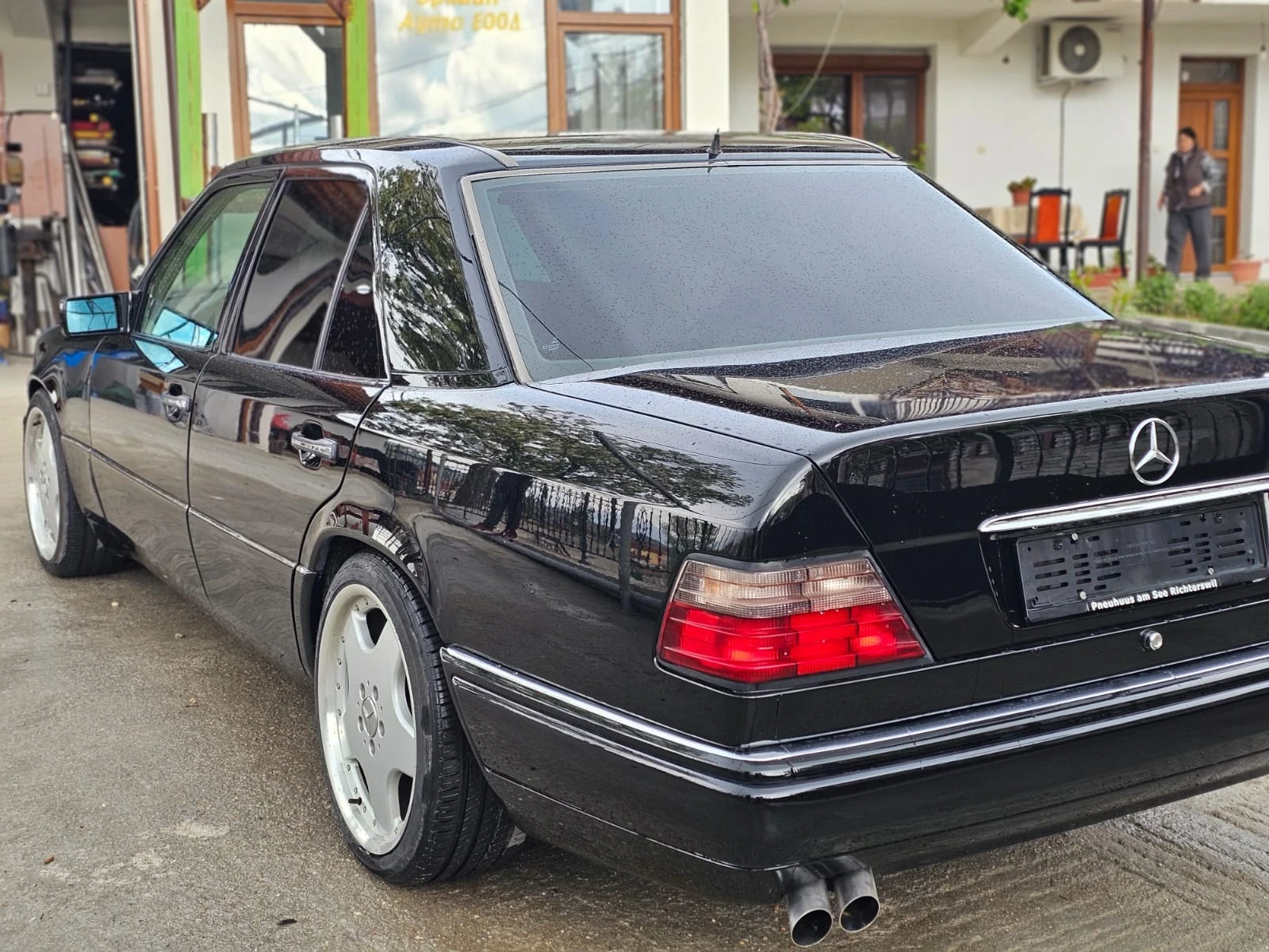Mercedes-Benz 124 124 - изображение 4