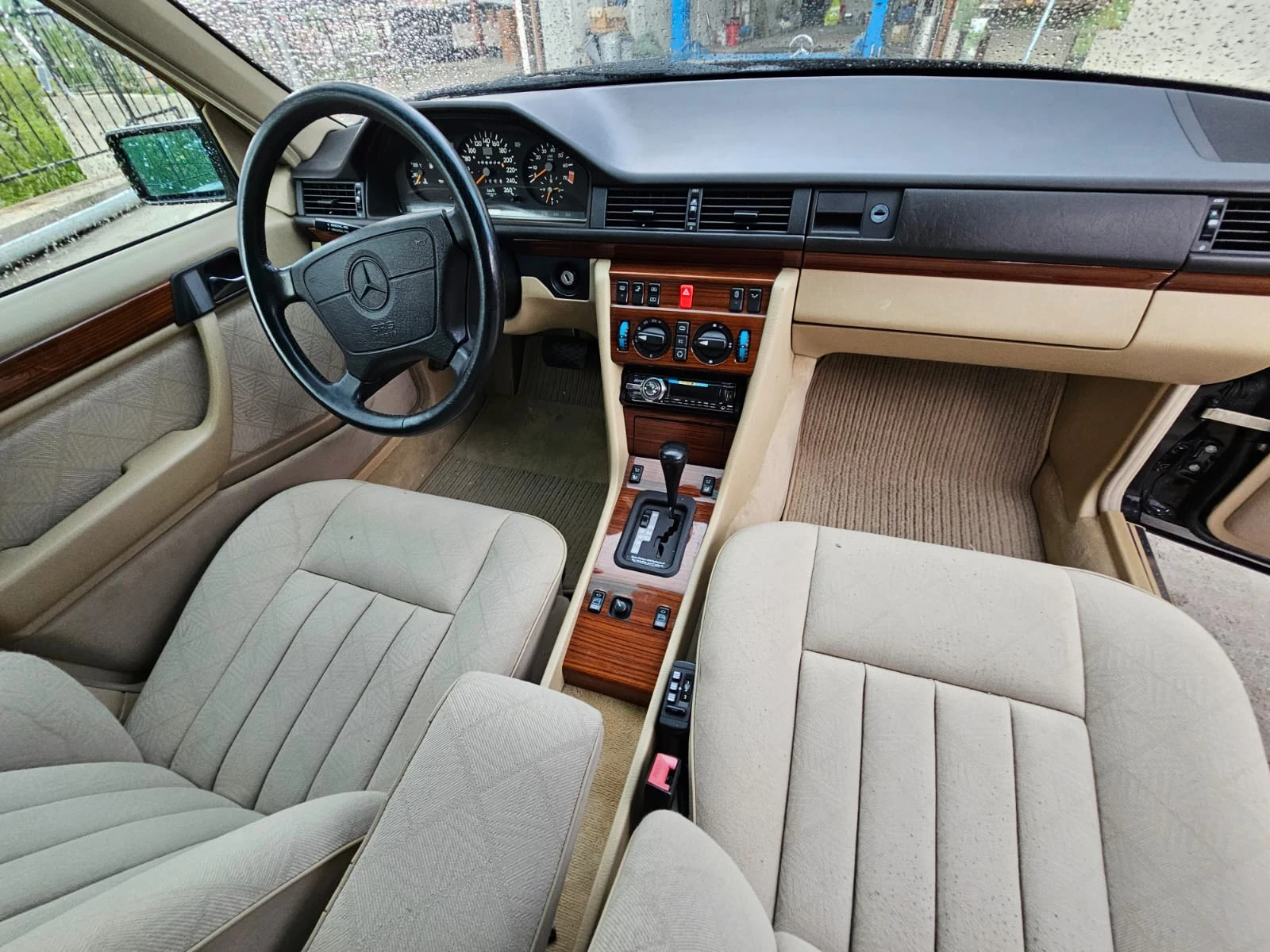 Mercedes-Benz 124 124 - изображение 9