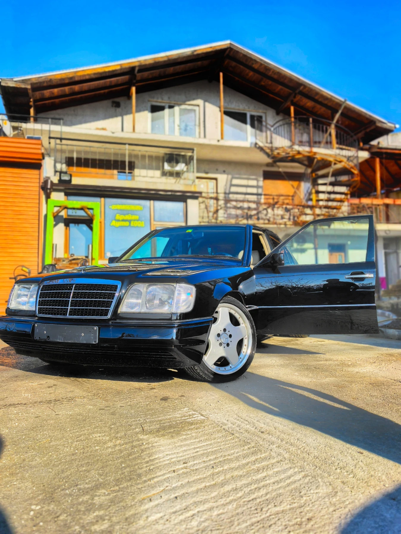 Mercedes-Benz 124 124 - изображение 3