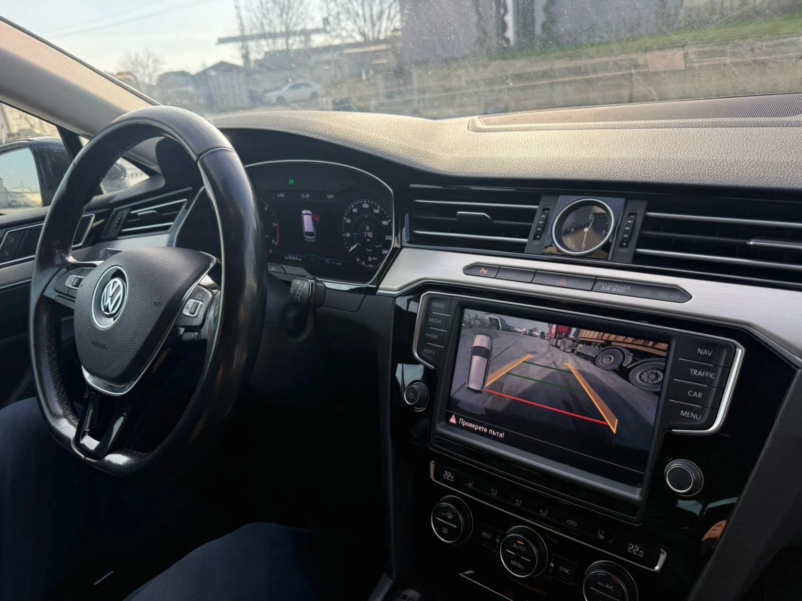 VW Passat 2.0 TDI 4MOTION - изображение 10
