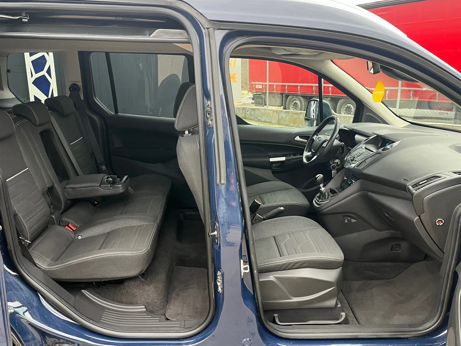 Ford Tourneo Connect 1.6TDCI �������� | Mobile.bg � ����������� 10