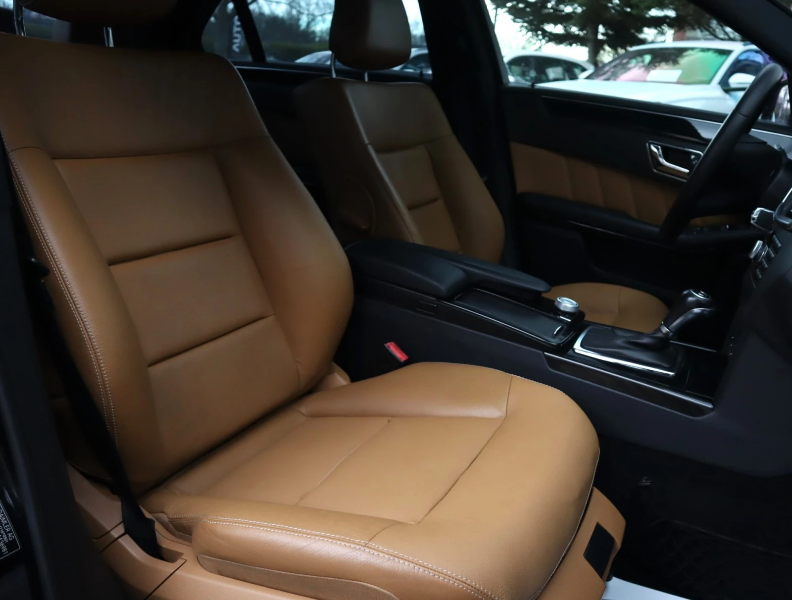 Mercedes-Benz E 250 AMG/4Matic/Distronik/Side Assist/Leader brown/BiXe - изображение 8