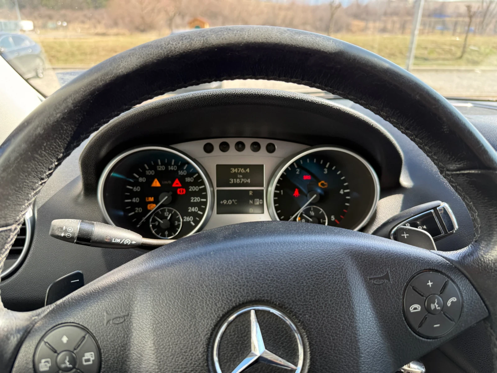 Mercedes-Benz ML 320, снимка 10 - Автомобили и джипове - 56679433
