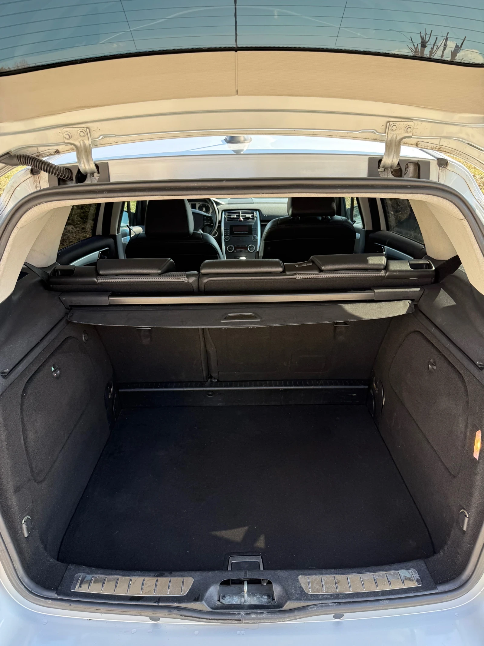 Mercedes-Benz B 200 Sport, снимка 11 - Автомобили и джипове - 53837665