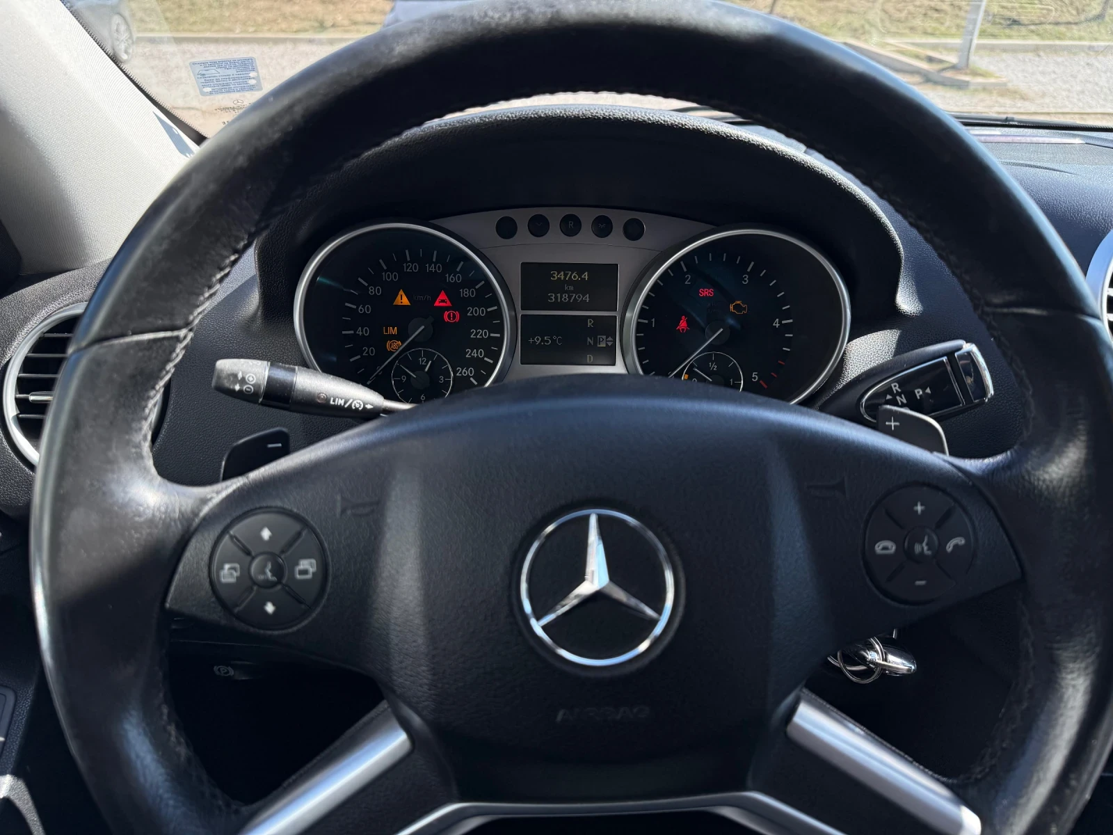 Mercedes-Benz ML 320, снимка 11 - Автомобили и джипове - 56679433