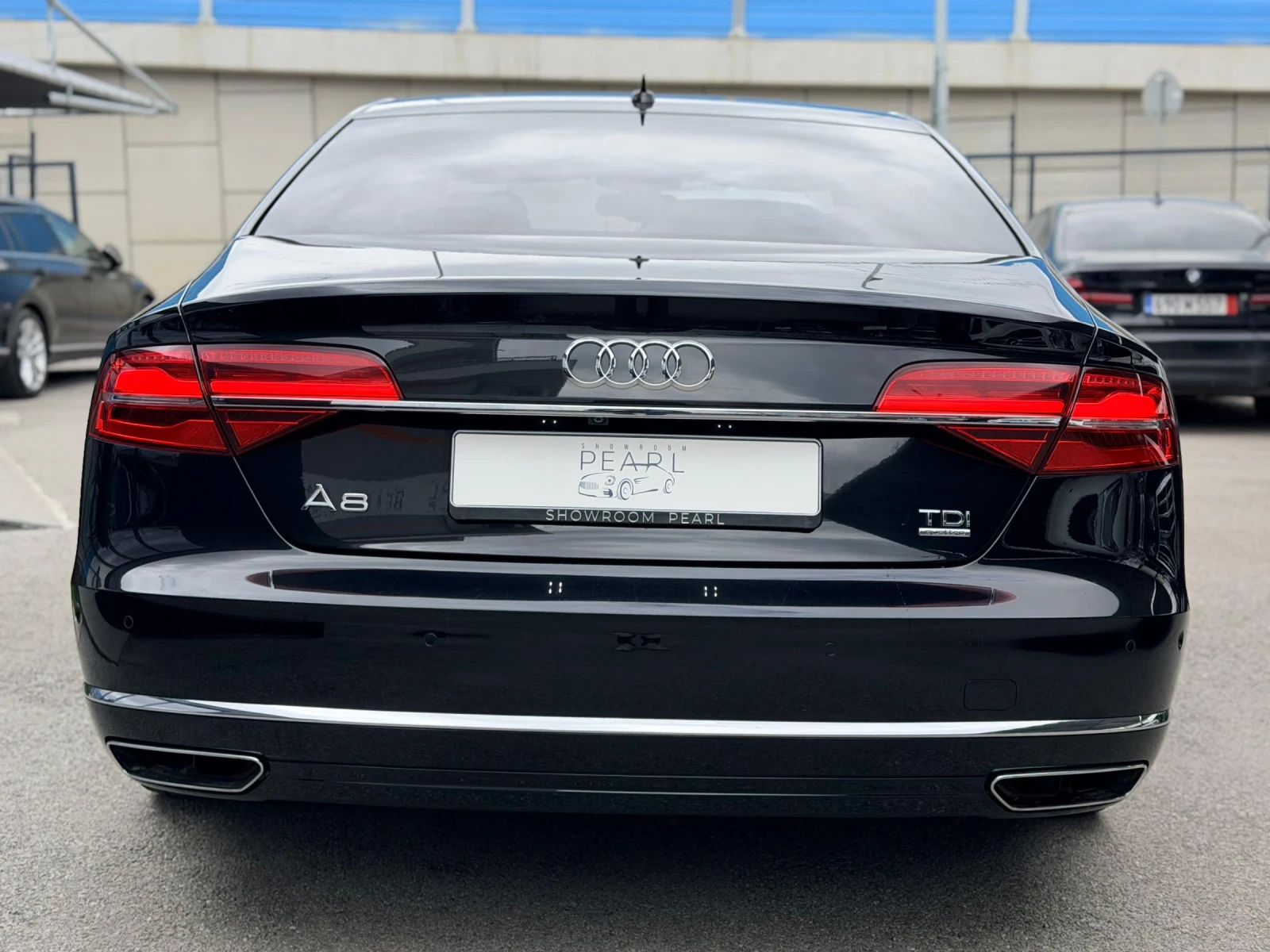 Audi A8 3.0TDI quattro Soft-Close Pano Night 360 BOSE HUD, снимка 5 - Автомобили и джипове - 53950378