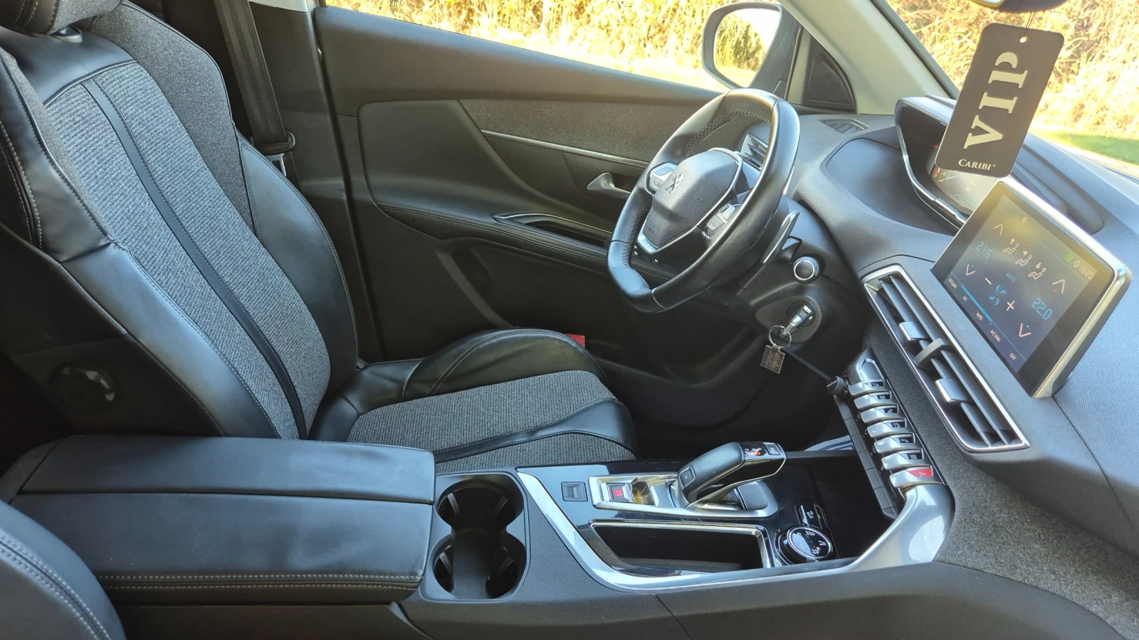 Peugeot 5008 1.6, снимка 9 - Автомобили и джипове - 54100441