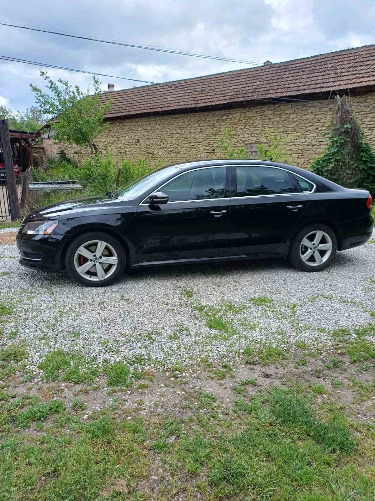 VW Passat, снимка 14 - Автомобили и джипове - 55008137