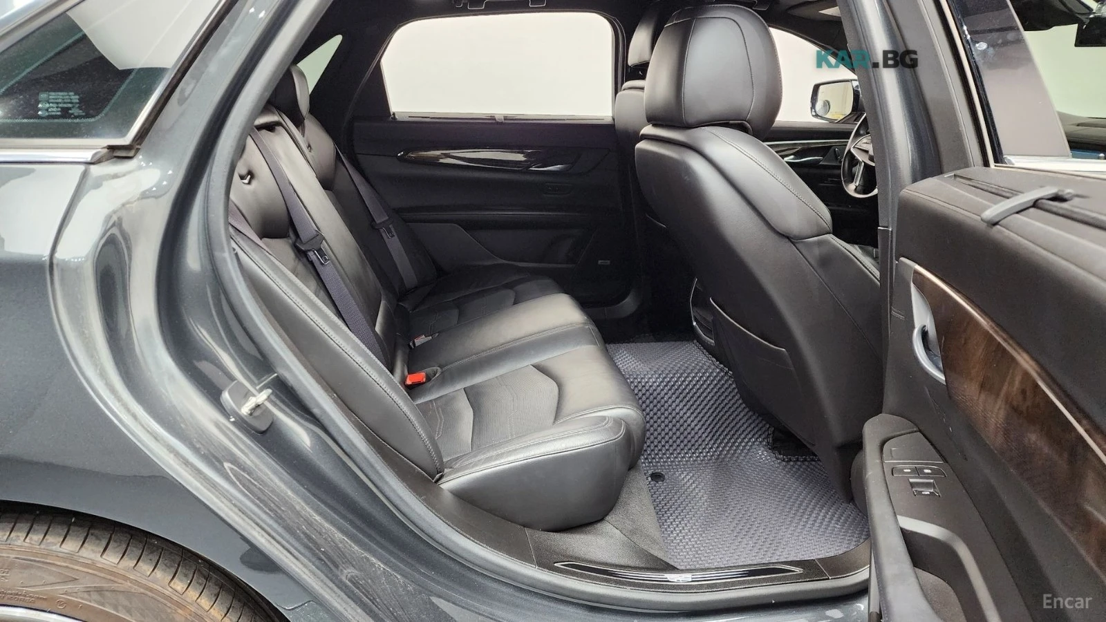 Cadillac CT6 * AWD* 3.6* ПАНО* KEYLESS* Camera* ПОДГРЕВ* , снимка 12 - Автомобили и джипове - 55099179