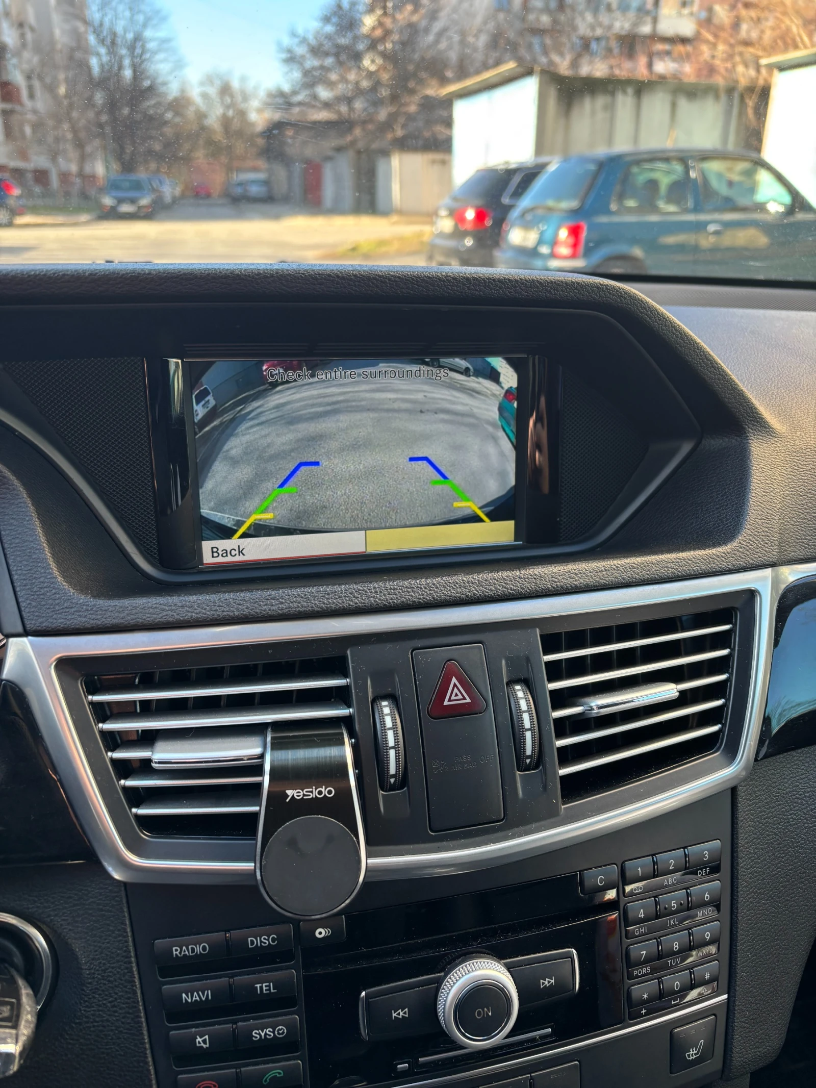 Mercedes-Benz E 200, снимка 6 - Автомобили и джипове - 55364530