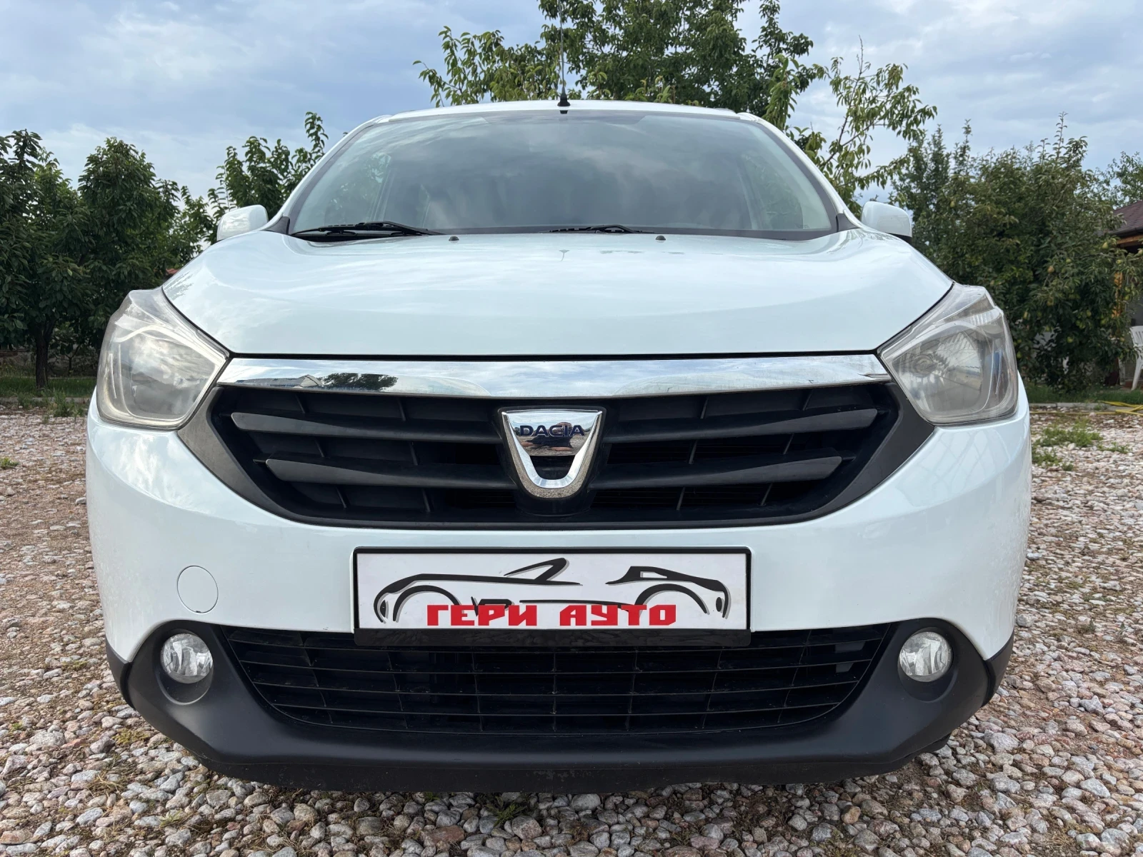 Dacia Lodgy 1.6 I + GPL
