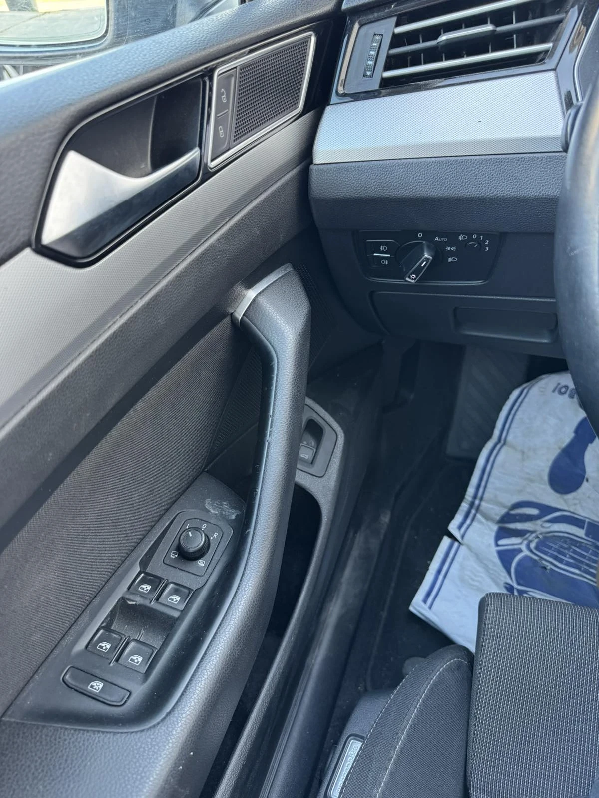 VW Passat 1.6 TDI, Keyless, Carpass, снимка 7 - Автомобили и джипове - 55590871