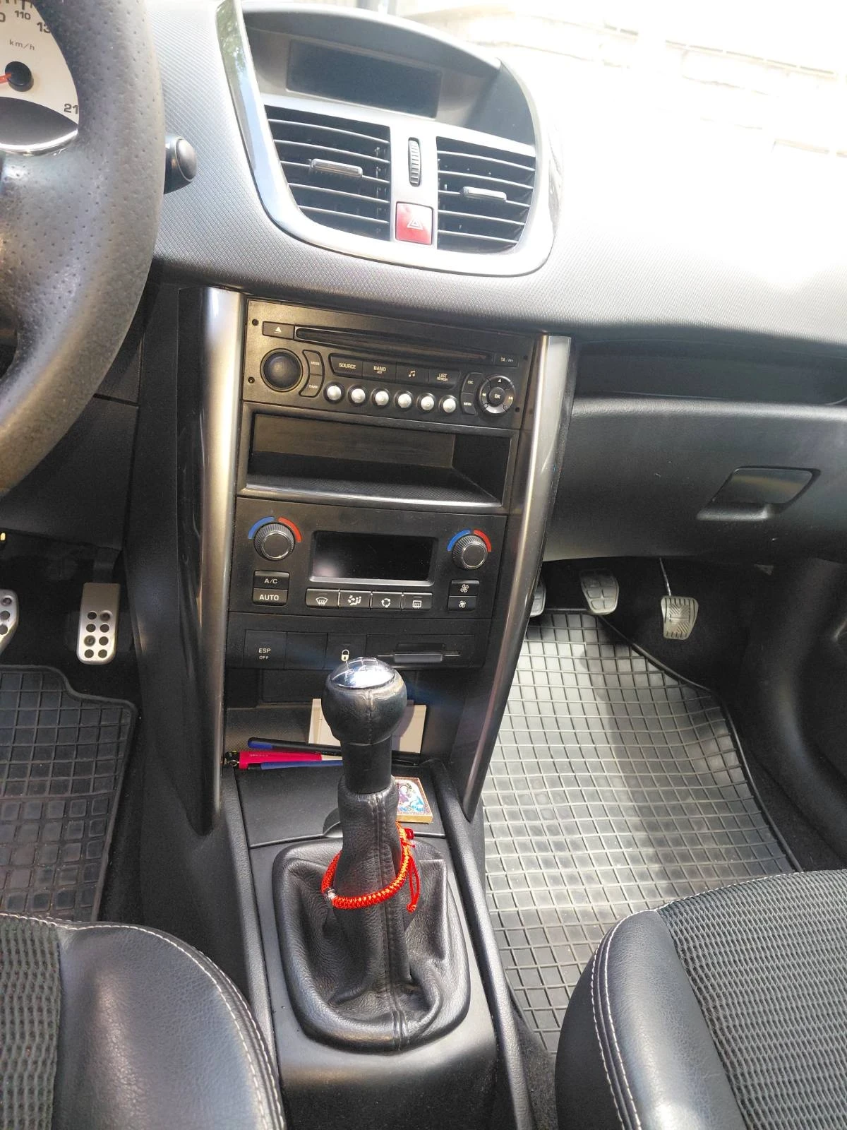 Peugeot 207 1.6 92к.с. Учебен, снимка 11 - Автомобили и джипове - 55683024