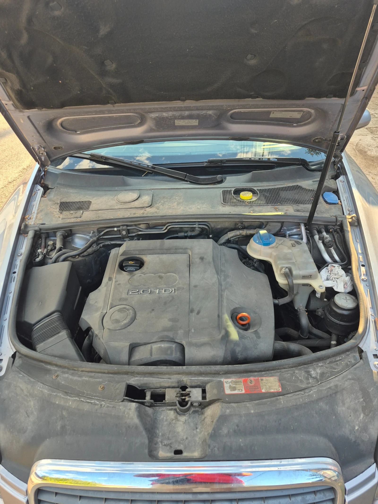 Audi A6 2.0TDI, снимка 12 - Автомобили и джипове - 56106393