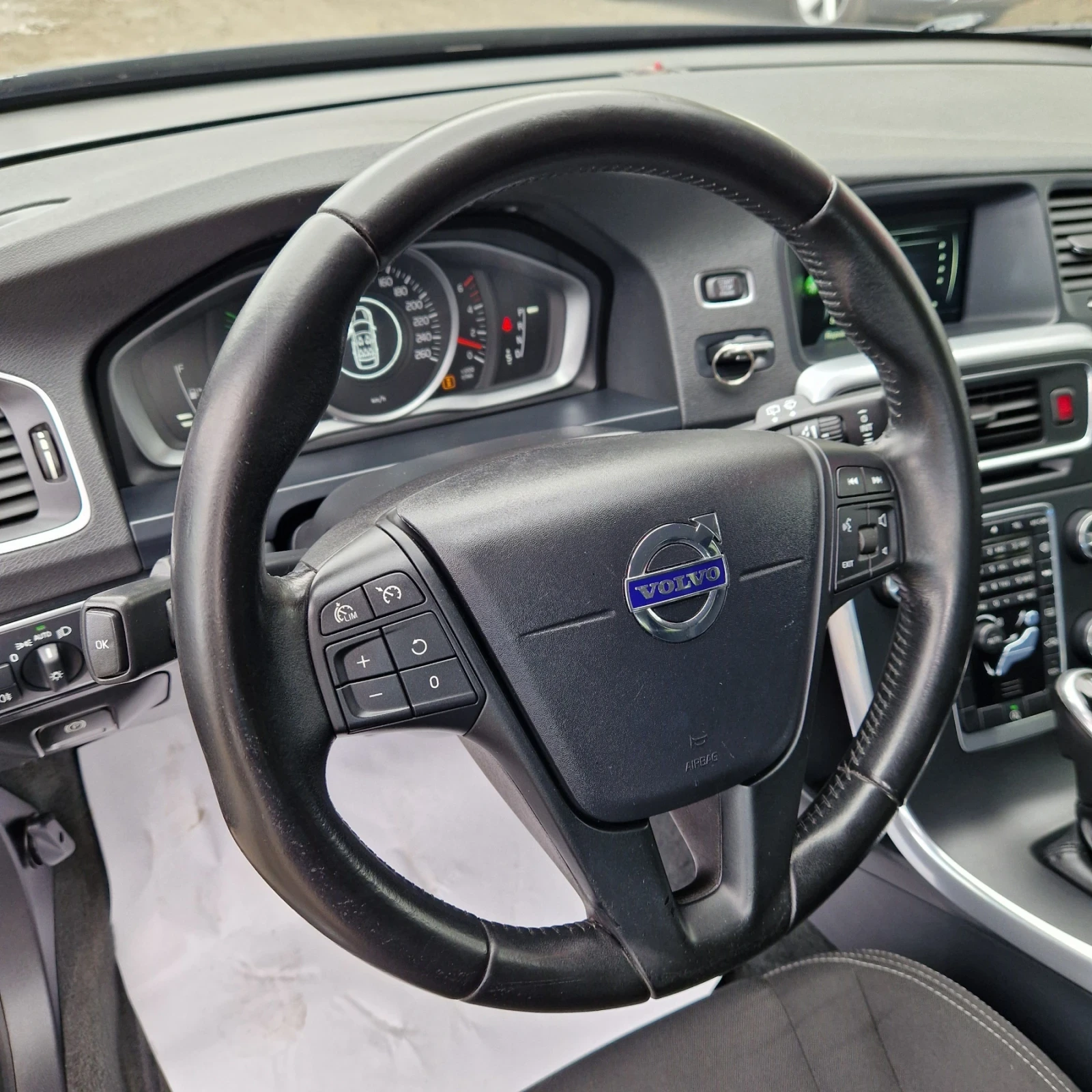 Volvo V60 2.0D-D2 AUTOMAT | Mobile.bg � ����������� 10