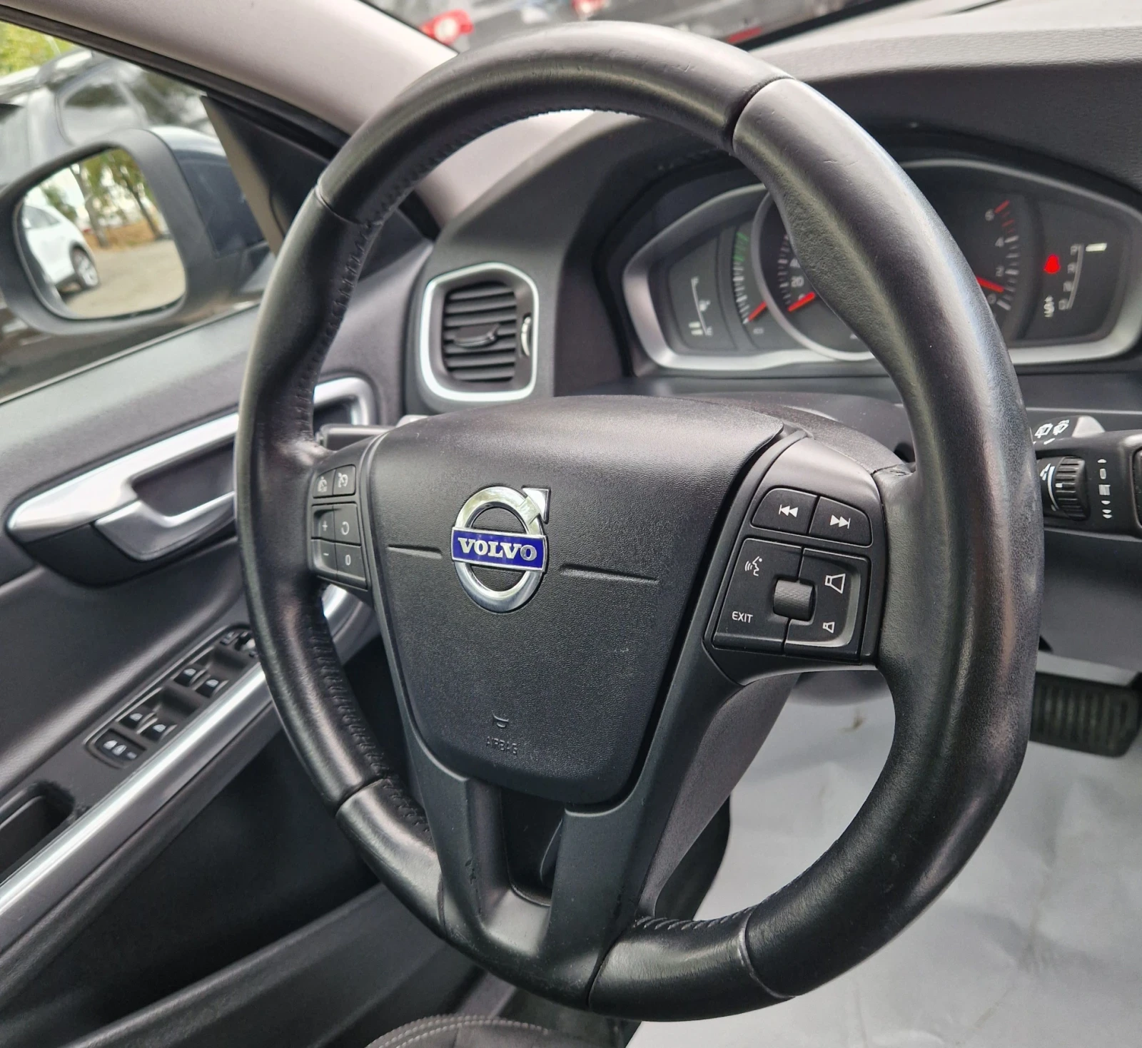 Volvo V60 2.0D-D2 AUTOMAT | Mobile.bg � ����������� 14